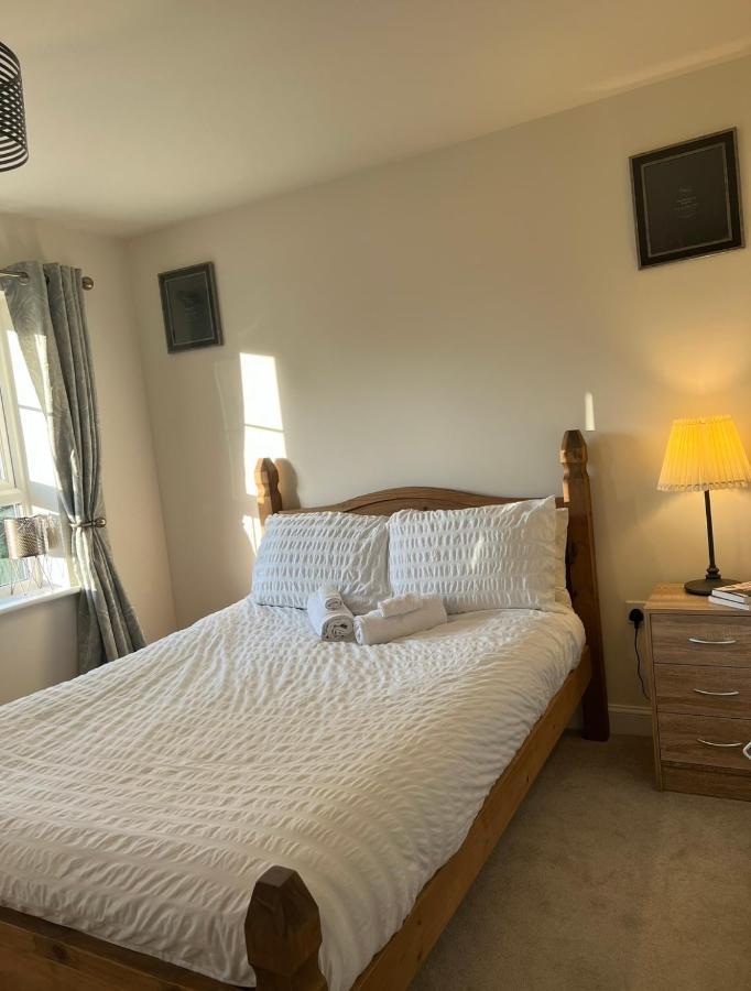 Cosy Double Room With Private Bathroom Homestay Caldecote Exterior foto